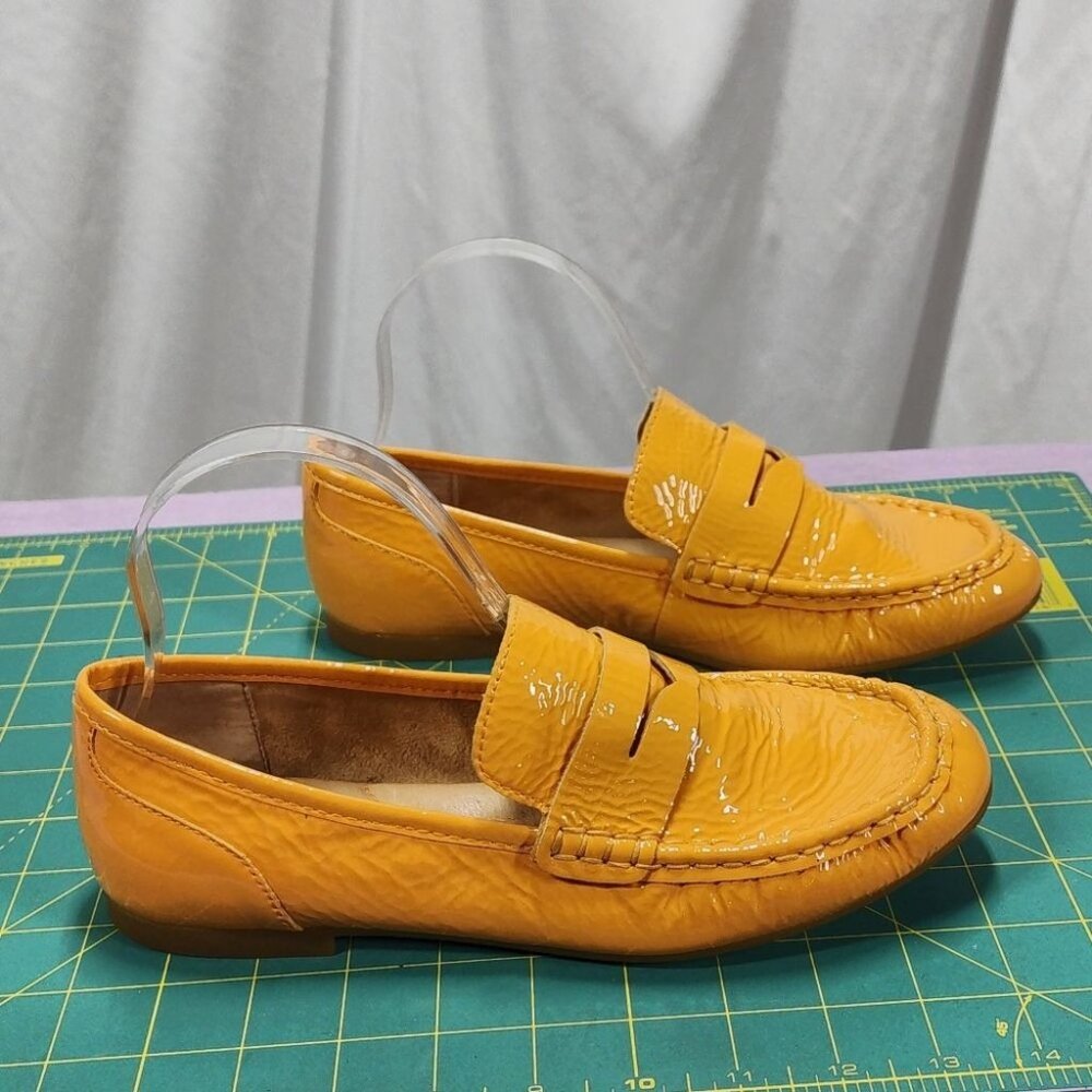 Born Betti patent leather orange slip on loafer